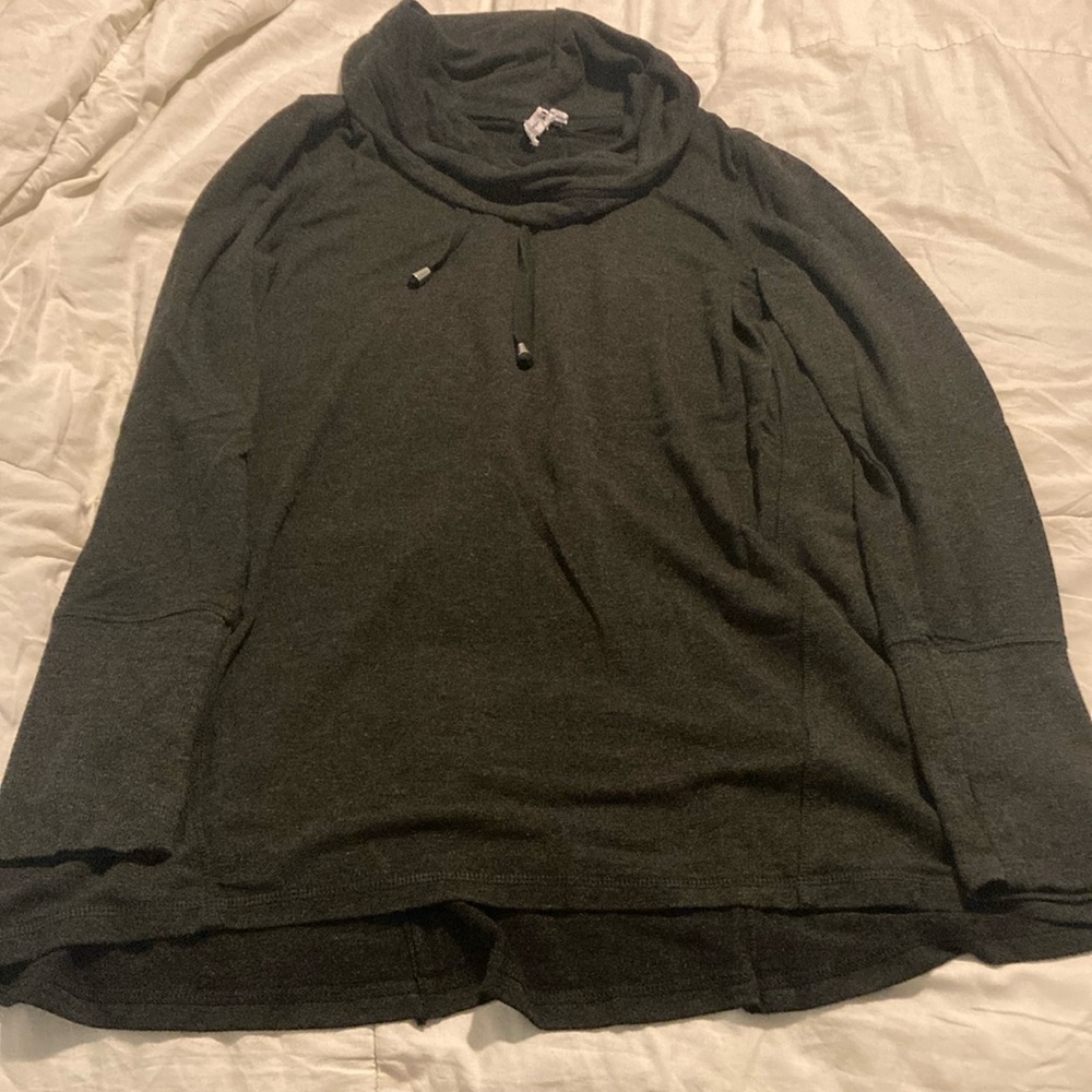 Lightweight sweatshirt